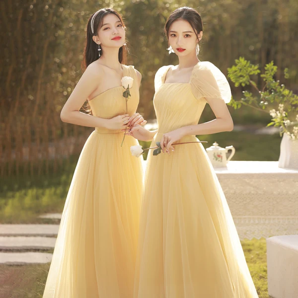 Modest / Simple Daffodil Bridesmaid Dresses 2022 A-Line / Princess Short Sleeve Backless Floor-Length / Long Bridesmaid