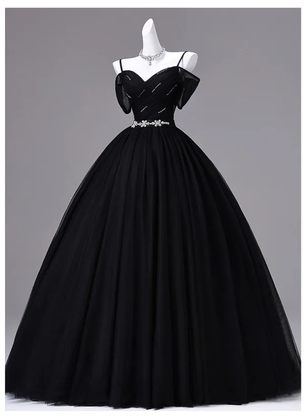 Vintage Negro Rhinestone Vestidos de gala 2026 Ball Gown Spaghetti Straps Manga Corta Sin Espalda Tul