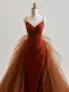 Mode Rouge Fendue devant Robe De Bal 2025 Trompette / Sirène Bretelles Spaghetti Sans Manches Dos Nu Train De Balayage Robe De Ceremonie