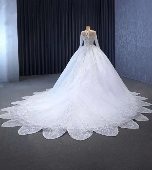 Luxury / Gorgeous White Handmade Beading Rhinestone Wedding Dresses 2023 Ball Gown Scoop Neck Long Sleeve Backless Royal Train Wedding