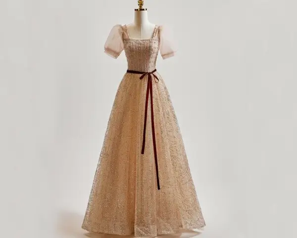 Chic / Beautiful Champagne Glitter Beading Rhinestone Prom Dresses 2025 A-Line / Princess Square Neckline Bow Sash Puffy Short Sleeve Floor-Length / Long Formal Dresses