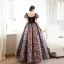 Élégant Noire Impression Robe De Bal 2023 Princesse Bretelles Spaghetti Manches Courtes Dos Nu Noeud Longue Promo Robe De Ceremonie