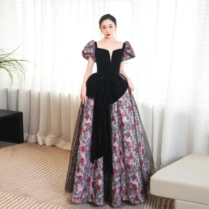 Élégant Noire Impression Robe De Bal 2023 Princesse Bretelles Spaghetti Manches Courtes Dos Nu Noeud Longue Promo Robe De Ceremonie