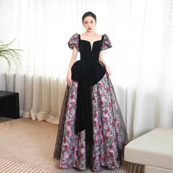 Élégant Noire Impression Robe De Bal 2023 Princesse Bretelles Spaghetti Manches Courtes Dos Nu Noeud Longue Promo Robe De Ceremonie