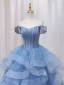 Scintillantes Bleu Ciel Perlage Paillettes Volants en Cascade Robe De Bal 2024 Robe Boule De l'épaule Manches Courtes Dos Nu Longue Robe De Ceremonie