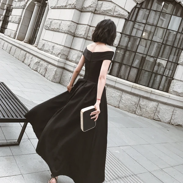 Chic / Belle Noire Robe De Bal 2022 Princesse De l'épaule Manches Courtes Dos Nu Longue Promo Robe De Cérémonie