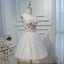 Charmant Été Bleu Ciel Courte Robe De Fête 2022 Robe Boule Bustier Perlage En Dentelle Fleur Appliques Sans Manches Dos Nu Robe De Ceremonie