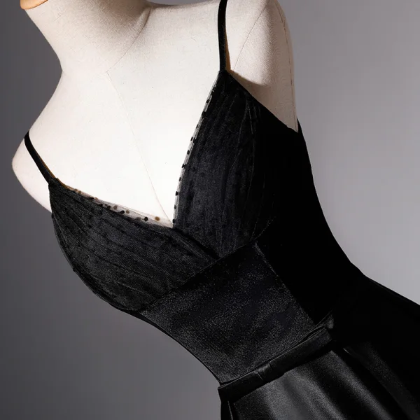 Elegant Black Satin Prom Dresses 2022 A-Line / Princess Spaghetti Straps Bow Sash Sleeveless Backless Floor-Length / Long Prom Formal Dresses