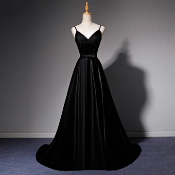 Élégant Noire Satin Robe De Bal 2022 Princesse Bretelles Spaghetti Noeud Ceinture Sans Manches Dos Nu Longue Promo Robe De Ceremonie