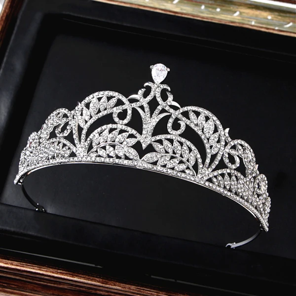Sparkly 2017 Silver Crystal Rhinestone Metal Tiara Bridal Jewelry
