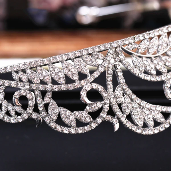 Sparkly 2017 Silver Crystal Rhinestone Metal Tiara Bridal Jewelry