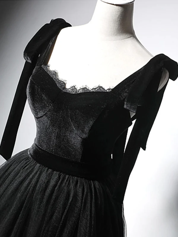 Chic / Beautiful Black Velvet Homecoming Graduation Dresses 2024 A-Line / Princess Square Neckline Sleeveless Backless Tea-length