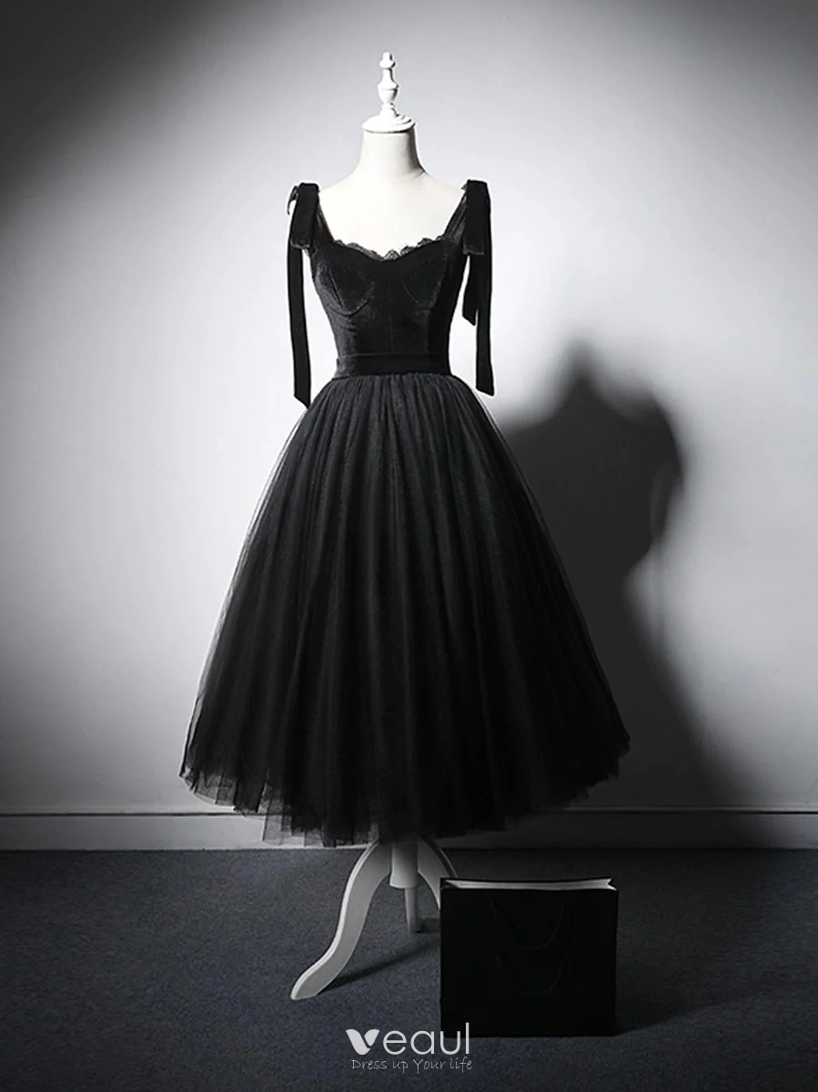Gorgeous black gown | Princess ball gowns, Gowns, Bridal dresses