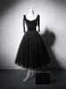 Chic / Beautiful Black Velvet Homecoming Graduation Dresses 2024 A-Line / Princess Square Neckline Sleeveless Backless Tea-length