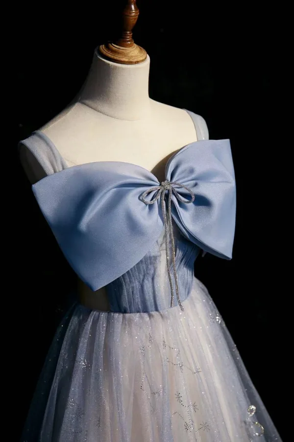 Élégant Bleu Ciel Noeud Glitter Paillettes Robe De Bal 2022 Princesse Encolure Carrée Sans Manches Dos Nu Longue Promo Robe De Ceremonie