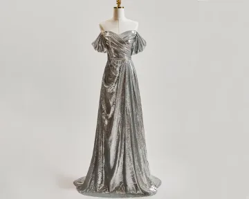 Scintillantes Argenté Perlage Paillettes Robe De Bal 2025 Princesse De L Épaule Manches Courtes Dos Nu Train De Balayage Robe De Ceremonie
