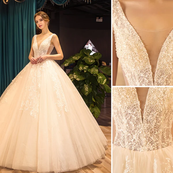 Elegant Champagne Wedding Dresses 2019 Ball Gown Scoop Neck Beading Sequins Lace Flower Sleeveless Backless Floor-Length / Long