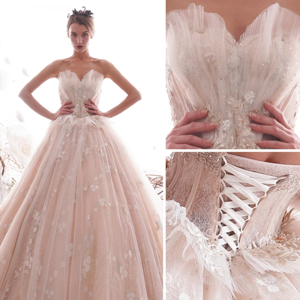 Luxus / Herrlich Champagner Brautkleider / Hochzeitskleider 2019 A Linie Plissee Bandeau Perlenstickerei Spitze Blumen Ärmellos Rückenfreies Kapelle-Schleppe