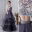 Sexy Bleu Marine Perlage Robe De Bal 2019 Princesse Titulaire Appliques Cristal Faux Diamant Sans Manches Dos Nu Volants en Cascade Longue Robe De Ceremonie