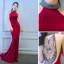 Sexy Einfarbig Rot Abendkleider 2019 Meerjungfrau Neckholder Wildleder Rückenfreies Handgefertigt Perlenstickerei Ärmellos Gespaltete Front Sweep / Pinsel Zug Festliche Kleider