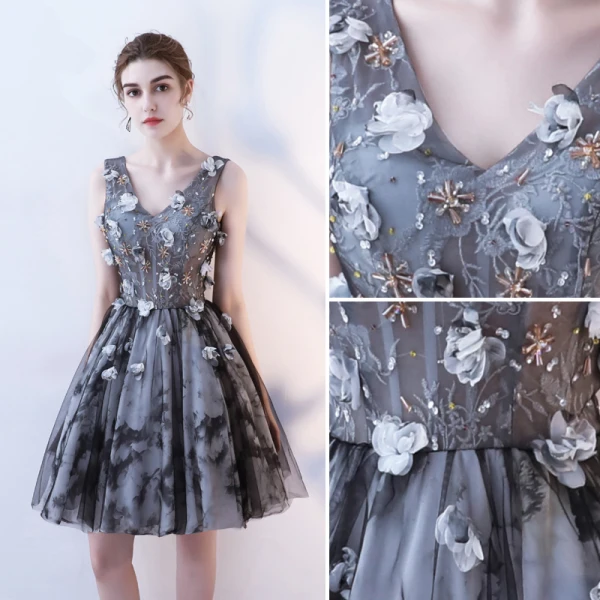 Chic / Belle Gris Robe De Cocktail 2019 Princesse V-Cou Paillettes Appliques Cristal En Dentelle Fleur Courte Sans Manches Dos Nu Robe De Ceremonie