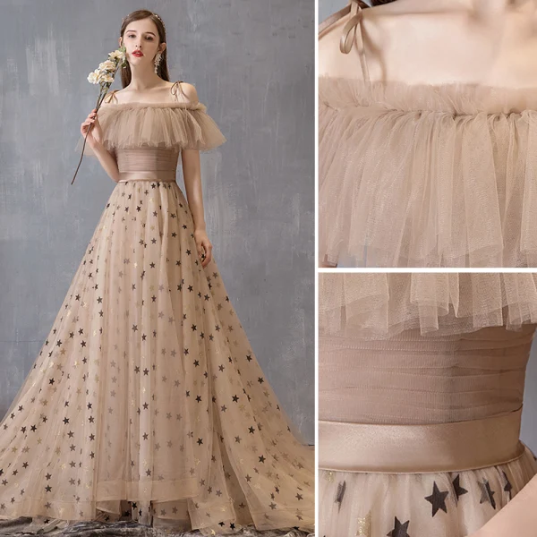 Modern / Fashion Champagne Prom Dresses 2019 A-Line / Princess Spaghetti Straps Star Sequins Ruffle Short Sleeve Court Train Formal Dresses