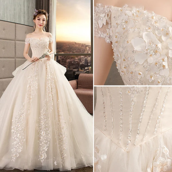 Stilig Champagne Bröllopsklänningar 2019 Prinsessa Av Axeln Beading Paljetter Appliqués Spets Blomma Korta ärm Halterneck Royal Train Bröllop