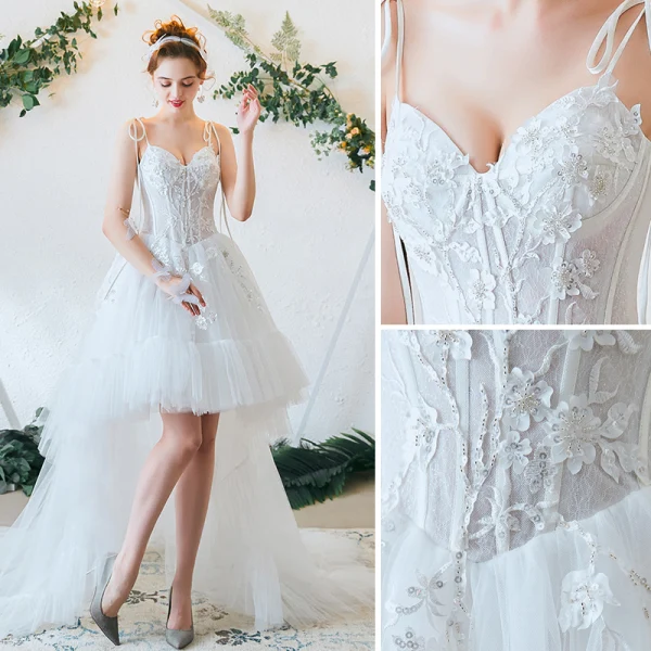 Chic Haute Basse Été Ivoire Plage Robe De Mariée 2019 Princesse Bretelles Spaghetti Perlage Paillettes Appliques En Dentelle Fleur Sans Manches Dos Nu Train De Balayage
