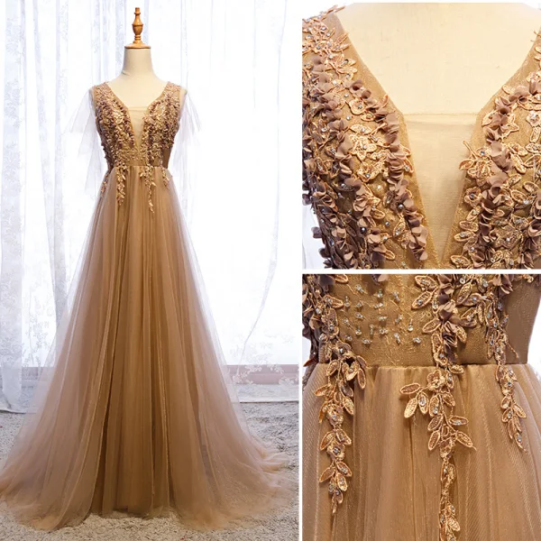 Élégant Champagne Robe De Soirée 2019 Princesse V-Cou Perlage Faux Diamant Appliques En Dentelle Fleur Manches Courtes Dos Nu Train De Balayage Robe De Ceremonie