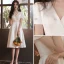 Modest / Simple Ivory Homecoming Satin Graduation Dresses 2021 A-Line / Princess V-Neck Short Sleeve Tea-length Formal Dresses
