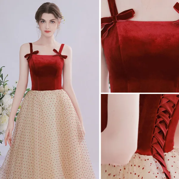 Klassisk Burgundy Prickig Balklänningar 2021 Prinsessa Mocka Spaghettiband Rosett Ärmlös Halterneck Te-längd Bal Formella Klänningar