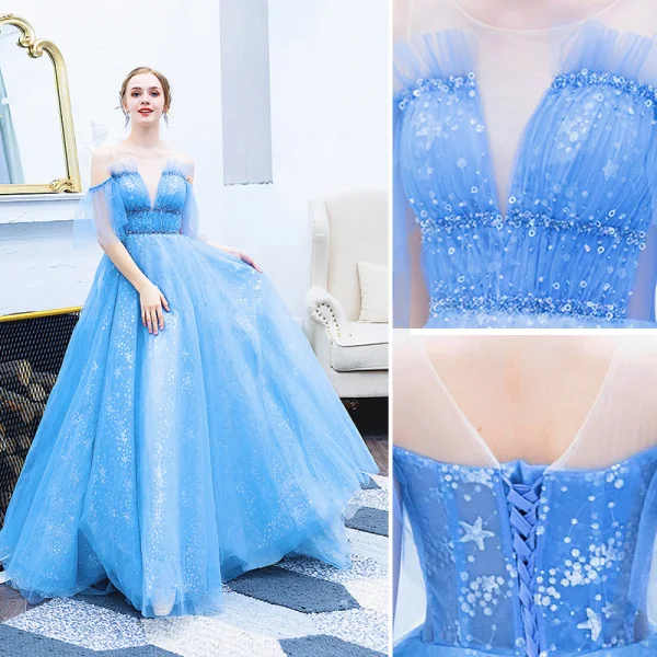 Elegante Blau Abendkleider 2019 A Linie Rundhalsausschnitt Perlenstickerei Pailletten Star Kurze Ärmel Rückenfreies Sweep / Pinsel Zug Festliche Kleider