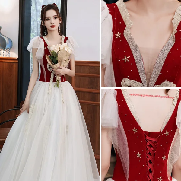 Lovely Burgundy Prom Dresses 2021 A-Line / Princess V-Neck Beading Short Sleeve Backless Bow Floor-Length / Long Formal Dresses