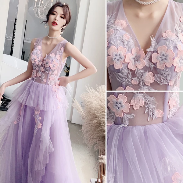 Chic Lavande Robe De Bal 2019 Princesse V-Cou En Dentelle Appliques Sans Manches Dos Nu Train De Balayage Robe De Ceremonie