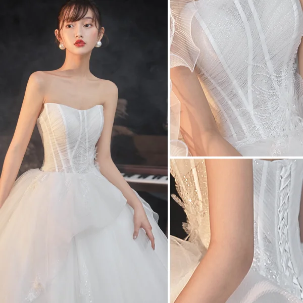 Illusion Weiß Pailletten Spitze Blumen Brautkleider / Hochzeitskleider 2021 Ballkleid Bandeau Ärmellos Rückenfreies Königliche Schleppe Hochzeit