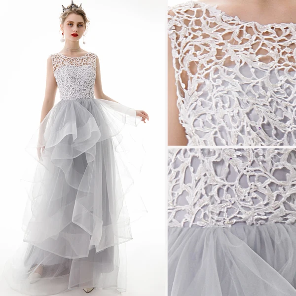Classy Silver Prom Dresses 2020 A-Line / Princess Scoop Neck Lace Sequins Sleeveless Cascading Ruffles Sweep Train Formal Dresses