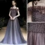 Charmant Glanz Violett Abendkleider 2020 A Linie Spaghettiträger Perlenstickerei Strass Pailletten Ärmellos Rückenfreies Sweep / Pinsel Zug Festliche Kleider