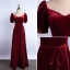 Simple Bordeaux Daim Robe De Soirée 2020 Princesse Encolure Carrée Manches Courtes Dos Nu Longue Robe De Ceremonie
