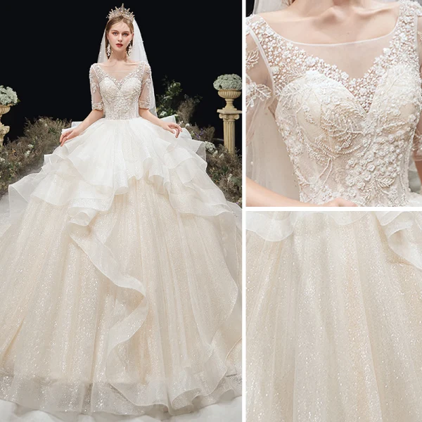 Charmant Ivoire Glitter Volants en Cascade Robe De Mariée 2020 Robe Boule Encolure Dégagée Perlage En Dentelle Fleur 1/2 Manches Dos Nu Cathedral Train
