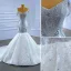Luxus / Herrlich Fabelhaft Weiß Brautkleider / Hochzeitskleider 2021 Meerjungfrau Bandeau Perlenstickerei Strass Spitze Blumen Ärmellos Rückenfreies Kathedrale Schleppe Hochzeit