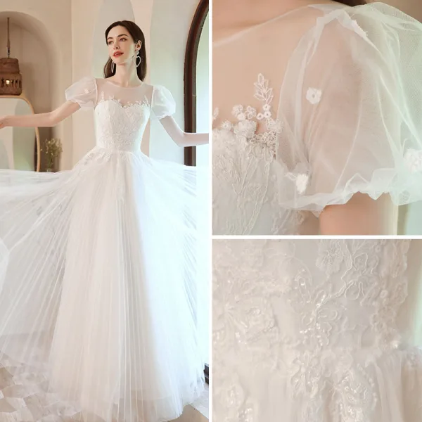 Élégant Blanche Robe De Bal 2021 Princesse Encolure Dégagée Perlage En Dentelle Fleur Manches Courtes Dos Nu Longue Promo Robe De Ceremonie