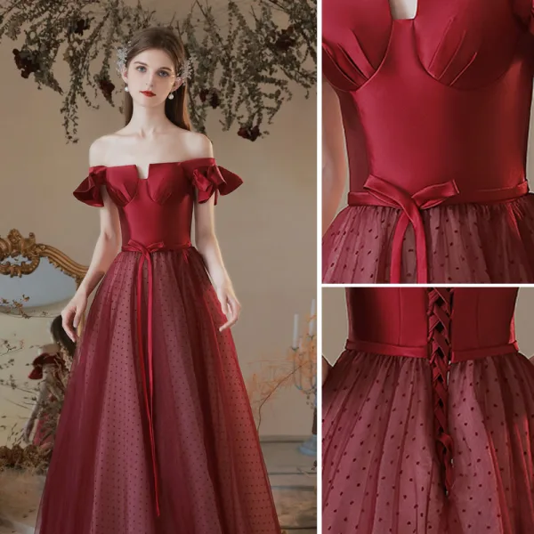 Elegant Burgundy Satin Spotted Prom Dresses 2021 A-Line / Princess Square Neckline Short Sleeve Backless Bow Floor-Length / Long Formal Dresses