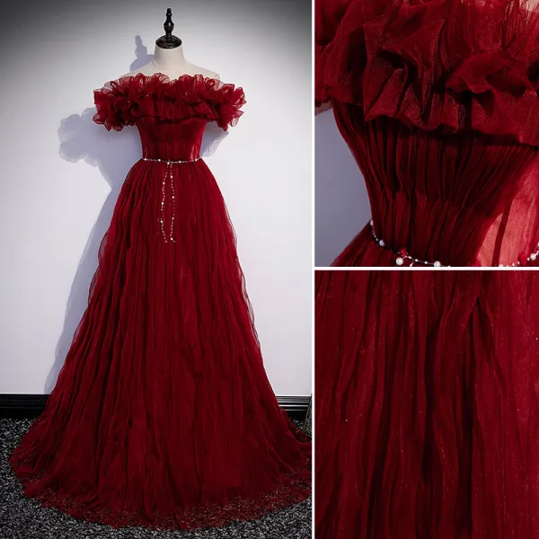 Chic / Beautiful Burgundy Pierced Prom Dresses 2022 A-Line / Princess Ruffle Off-The-Shoulder Short Sleeve Pearl Sash Backless Floor-Length / Long Formal Dresses