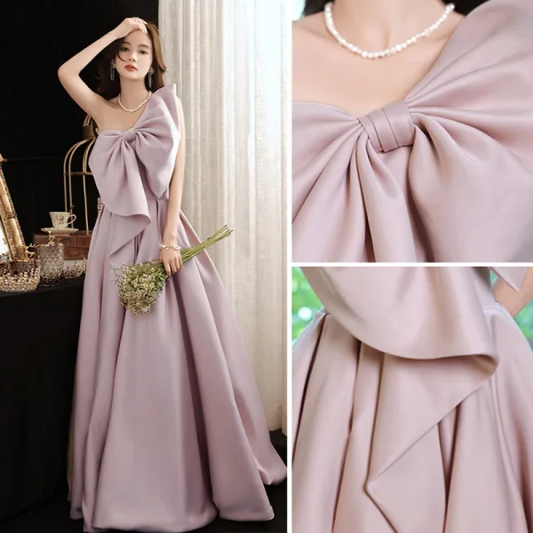 Schöne Rosa Ballkleider 2021 A Linie Bandeau Schleife Ärmellos Rückenfreies Sweep / Pinsel Zug Ball Festliche Kleider