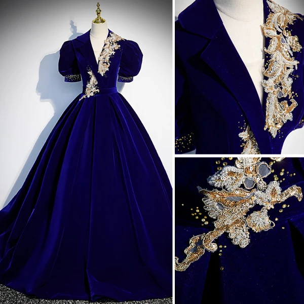 Vintage / Retro Royal Blue Suede Prom Dresses 2022 Ball Gown V-Neck Puffy Short Sleeve Rhinestone Lace Flower Backless Floor-Length / Long Formal Dresses