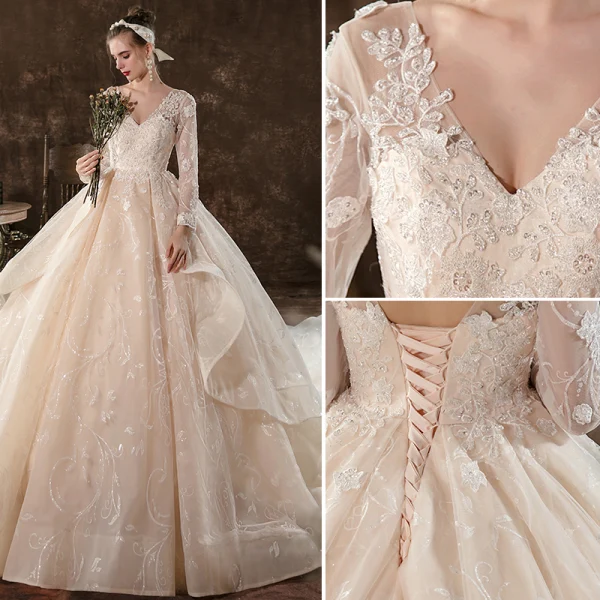 Charmant Champagner Brautkleider / Hochzeitskleider Ballkleid 2020 V-Ausschnitt Perlenstickerei Pailletten Spitze Blumen Lange Ärmel Rückenfreies Kathedrale Schleppe