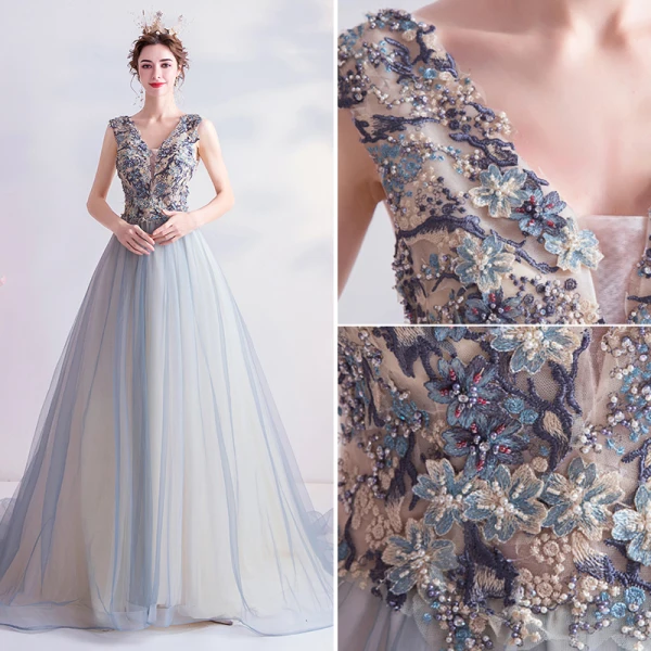 Élégant Bleu Ciel Robe De Bal 2020 Princesse V-Cou Perlage Faux Diamant En Dentelle Fleur Sans Manches Dos Nu Train De Balayage Robe De Ceremonie