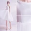 Simple Blanche Robe De Mariée Princesse 2020 Bouton recouvert Encolure Dégagée Perlage Sans Manches Mi-Longues