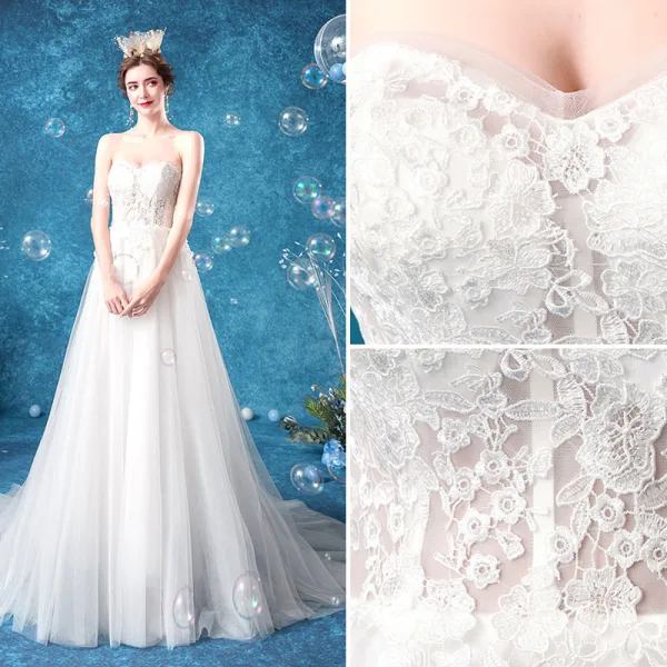 Abordable Ivoire Robe De Mariée 2020 Princesse Bustier En Dentelle Fleur Sans Manches Dos Nu Train De Balayage