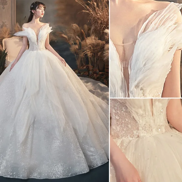 Luxe Champagne Robe De Mariée 2020 Robe Boule Volants Bustier En Dentelle Fleur Paillettes Sans Manches Dos Nu Royal Train